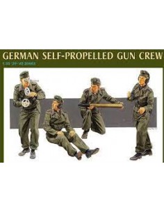 German Self-Propelled Gun Crew
