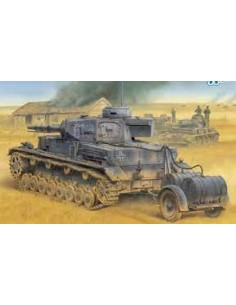 Pz.Kpfw.IV Ausf.E Tauchpanzer w/Betriebsstoffanhänger
