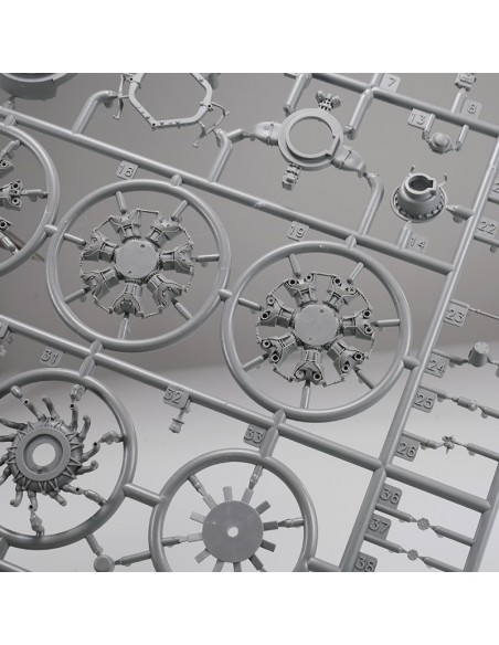 Focke-Wulf Fw 190A-6 con Wgr. 21 & Motor Completo e Interior de Armas