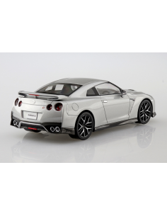 Nissan GT-R (Ultimate Metal Silver) 2