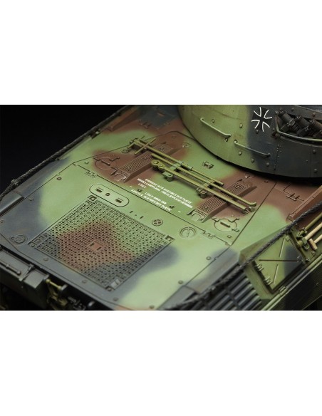 German Main Battle Tank Leopard 1 A5 PEQUEÑO DEFECTO LEER DESCRIPCION