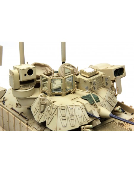 VEHÍCULO DE COMBATE DE INFANTERÍA ESTADOUNIDENSE M2A3 BRADLEY W/BUSK III