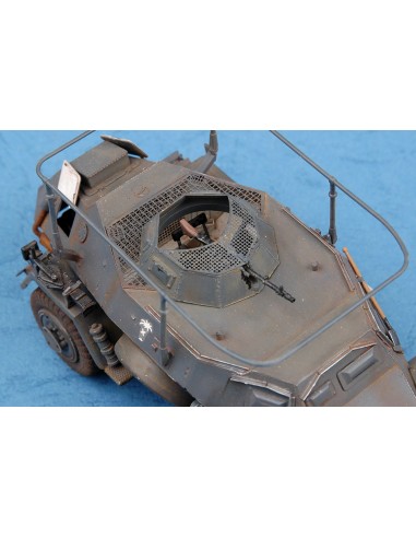 Sd.Kfz. 223 Leichter Panzerspahwagen Funk