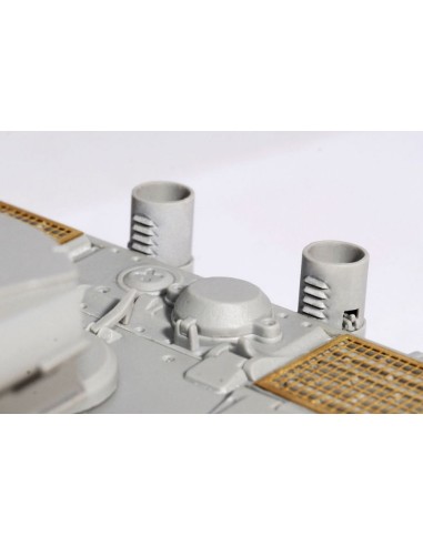 Pz.Kpfw. VI Ausf. E Tiger I Initial Production...