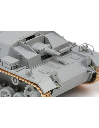 STURMGESCHÜTZ 7.5cm KANONE (Sd.Kfz.142) Ausf.C/D