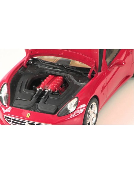FERRARI CALIFORNIA  CLOSE TOP