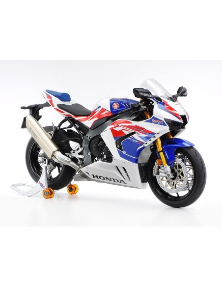 Honda CBR1000RR-R FIREBLADE SP 30th Anniversary