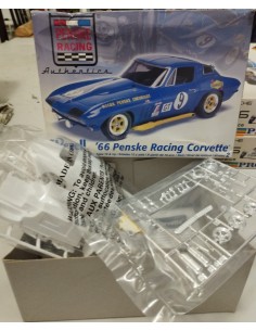 66 PENSKE RACING CORVETTE 2