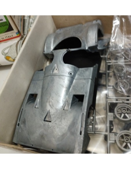 PORSCHE 956 WORLD CHAMPION CARROCERIA METAL