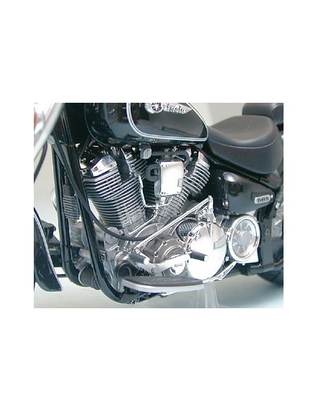 YAMAHA XV1600 ROADSTAR