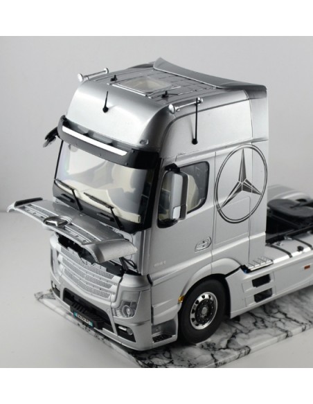 Mercedes Benz Actros MP4 Gigaspace