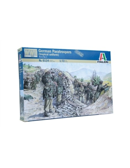 German IIWW Paratroopers with Tropical Uniform