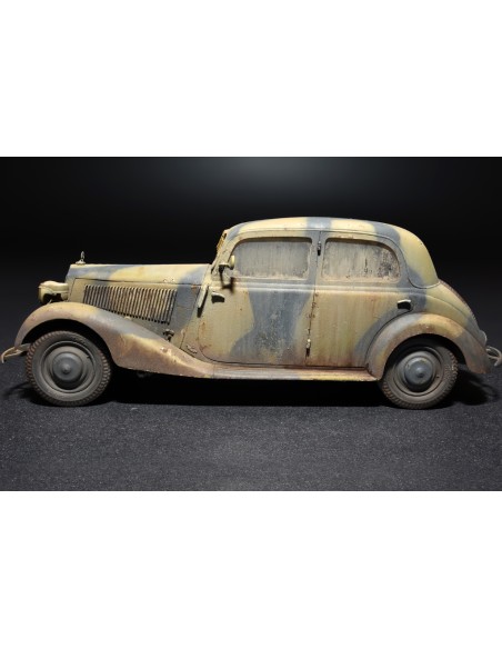 Personenwagen Typ 170V Saloon