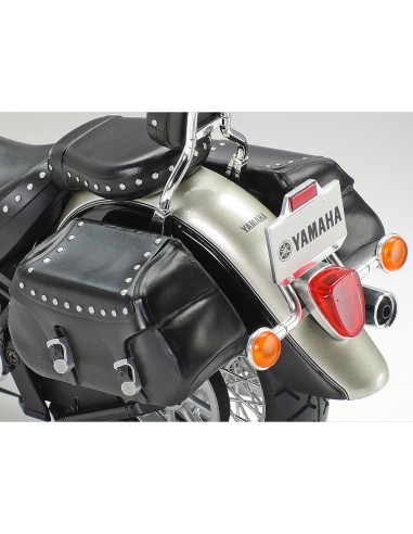 Yamaha XV1600 RoadStar Custom