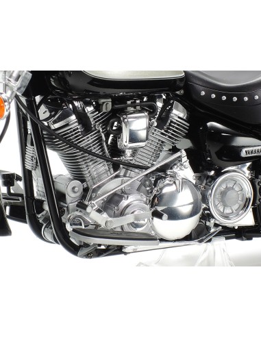 Yamaha XV1600 RoadStar Custom