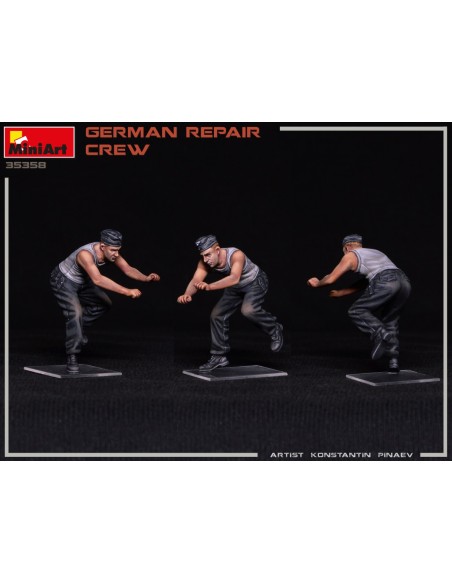 GERMAN REPAIR CREW