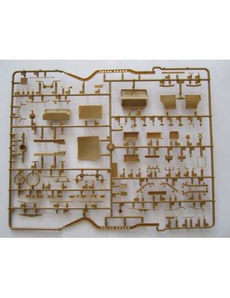 Admiral Cabriolet - WWII German Staff Car with Figures