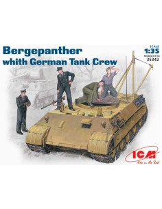 Bergepanther with German Tank Crew 2