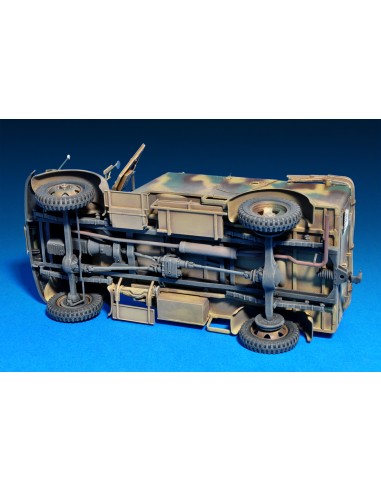 German Kfz.70 MB 1500A 4x4 car with Crew LEER...