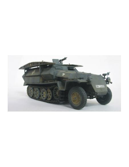 German Sd Kfz 251/7 Ausf C Pionierwagen