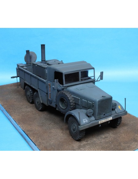 Einheitsdiesel with Field Kitchen Hf.14