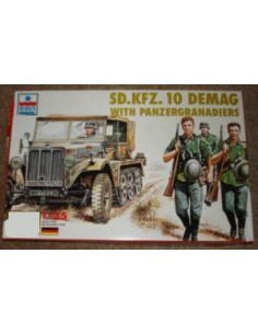 German IIWW Sd.Kfz.10 Demag with Panzer Grenadiers LEER...