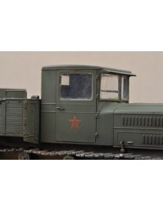 Soviet Heavy Tractor Komintern artillery 2