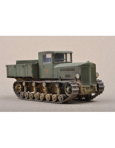 Soviet Heavy Tractor Komintern artillery