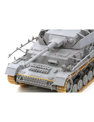 Pz.Kpfw.IV Ausf.H with Zimmerit...