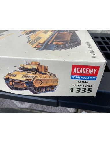 M2 BRADLEY US ARMY