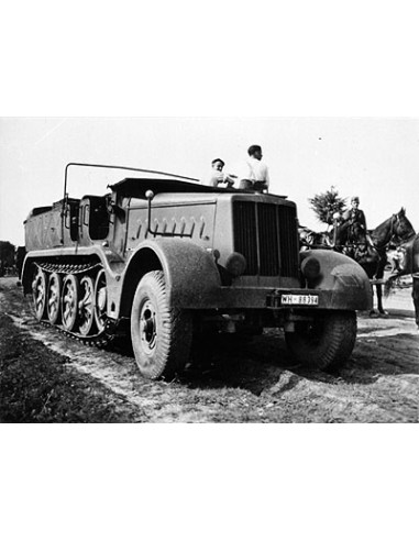 Sd.Kfz. 9 Halftrack FAMO 18t
