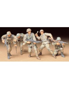 German Front-Line Infantrymen LEER DESCRIPCION 2