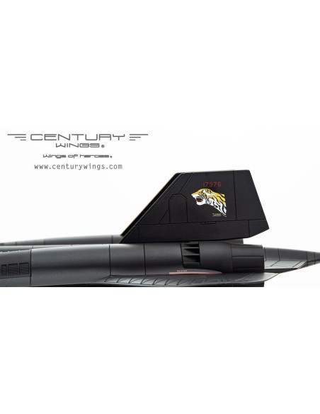 Lockheed SR-71B Blackbird NASA 831 Edwards AFB, CA, 1999 [APRIL 2010]  1/72