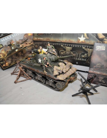 FORCES OF VALOR U.S. M4A3 SHERMAN 1/16
