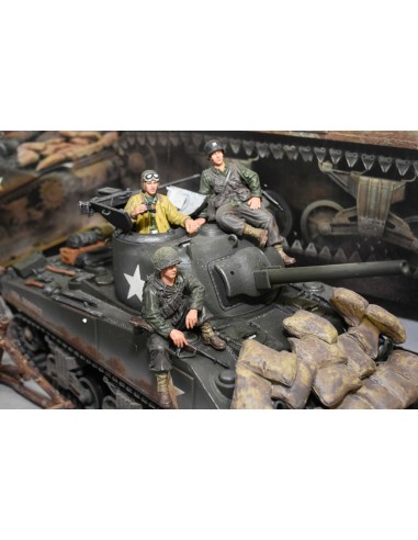 FORCES OF VALOR U.S. M4A3 SHERMAN 1/16