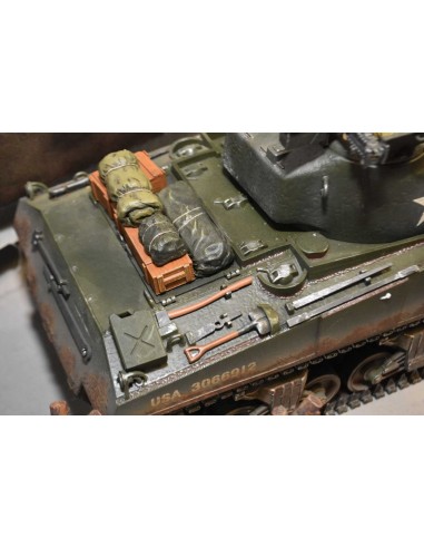 FORCES OF VALOR U.S. M4A3 SHERMAN 1/16