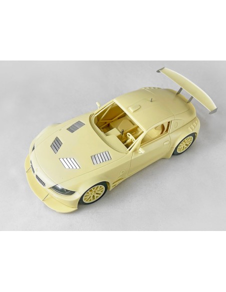 Hatsune Miku BMW Z4 2009 Studie Glad Racing GT3