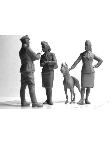 Serie Mujeres en Guerra: Ayudantes de la Luftwaffe (4 figuras)