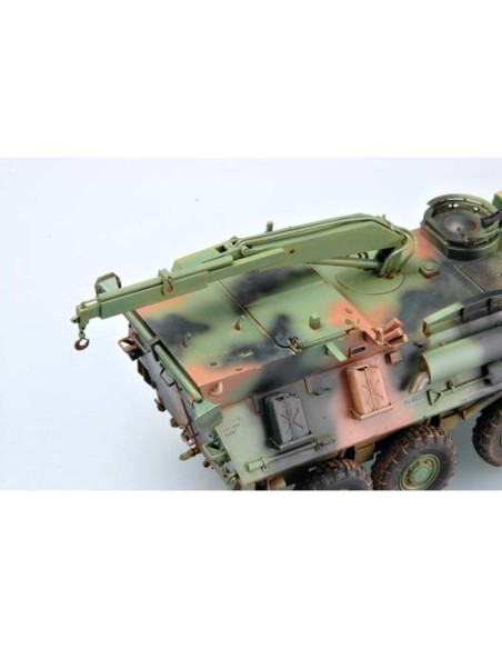 USMC LAV-R Light Armored Vehicle