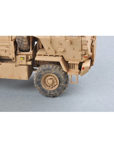 M1078 LMTV Cargo Truck w/ Armor Cab