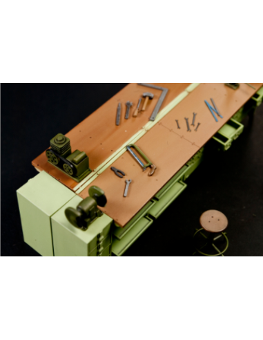 U.S Army Workbench & Tool set