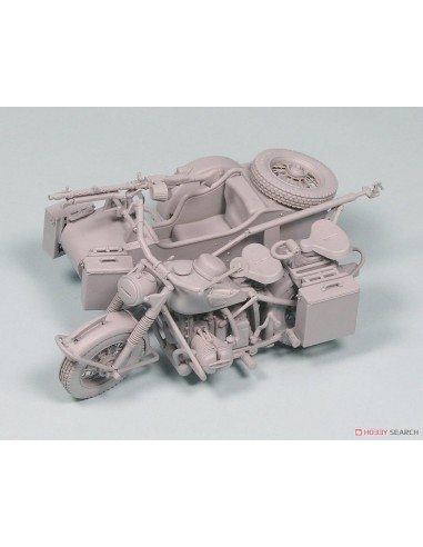 German IIWW Motorcycle BMW R75 with Sidecar