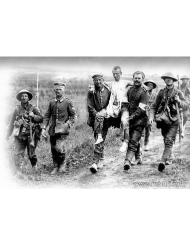 British and German soldiers, Somme Battle, 1916