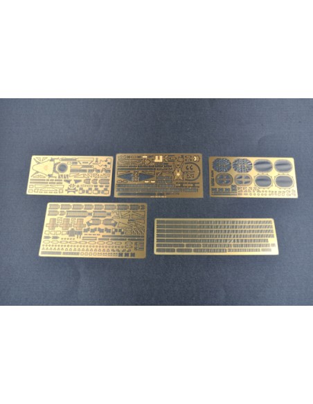 HMS Hood  1/200 leer descripcion