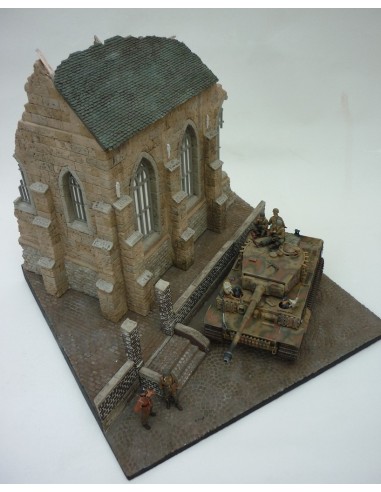 BASE PARA DIORAMA: IGLESIA DESTRUIDA 1/35