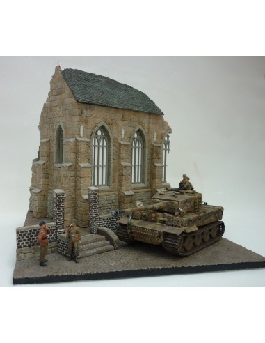 BASE PARA DIORAMA: IGLESIA DESTRUIDA 1/35