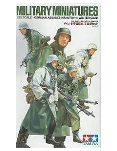 German Assault Infantry w/Winter Gear