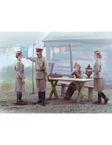 Soviet Military Servicewomen (1939-1942)