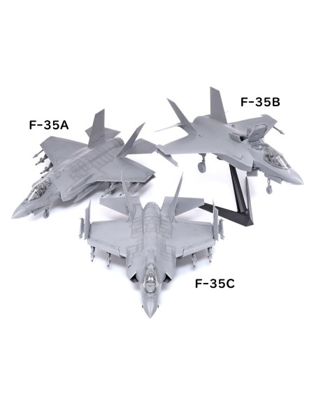 LOCKHEED MARTIN  F-35C Lightning II