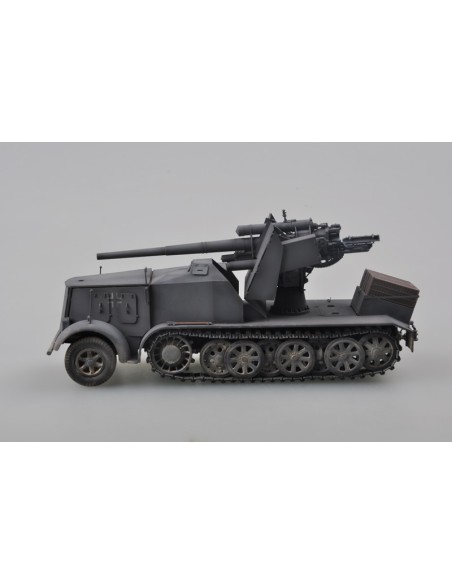 German 8.8cm Flak 18 Selbstfahrlafette  LEER DESCRIPCION